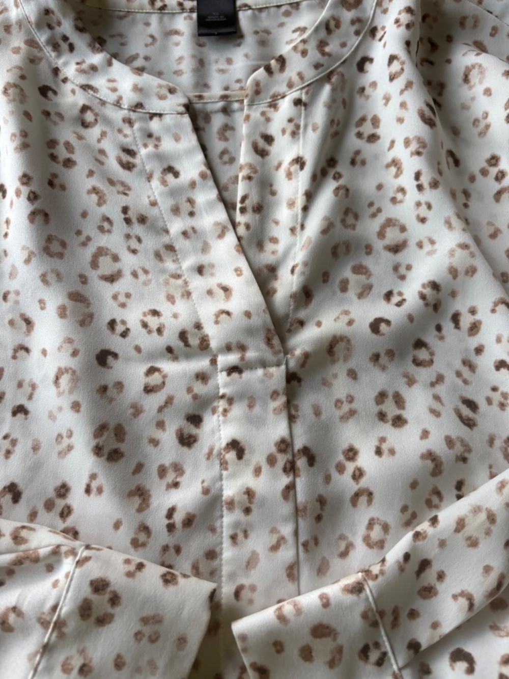 Ann Taylor XS Animal Print Tunic Blouse Giraffe Preppy Office Chic Teacher - Picture 3 of 7